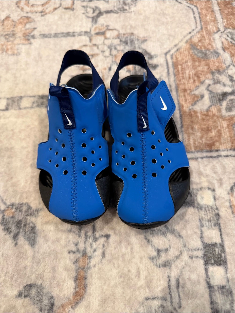 Nike Boys Kids Sunray Protect 2 shoes